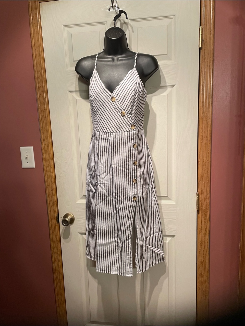 Abercrombie & Fitch White and Black Striped Button-Front Midi Dress